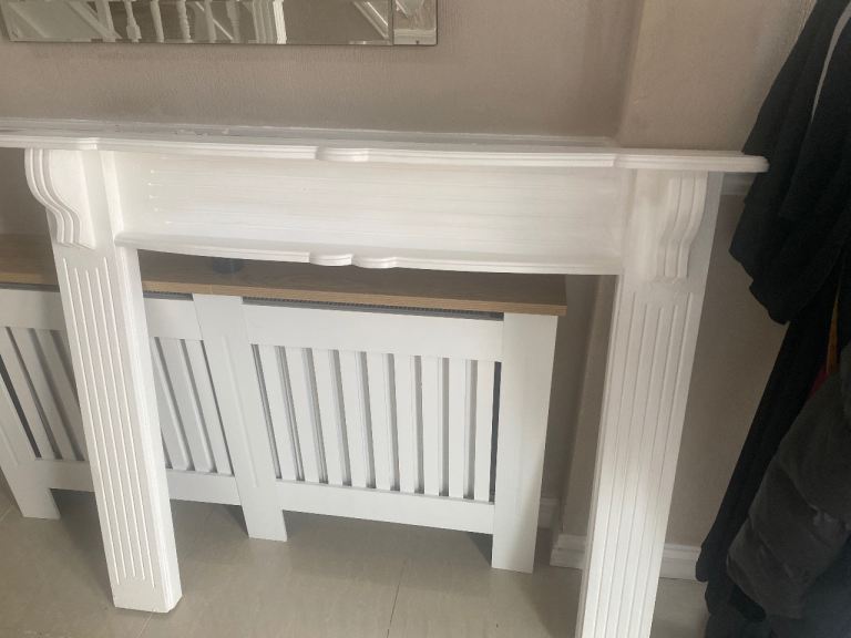 White Wooden Fireplace Surround – Good Condition