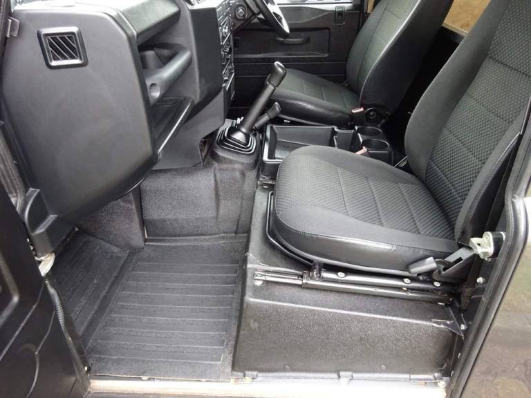 2016 Land Rover Defender Hard Top TDCi [2.2] PANEL VAN DIESEL Manual