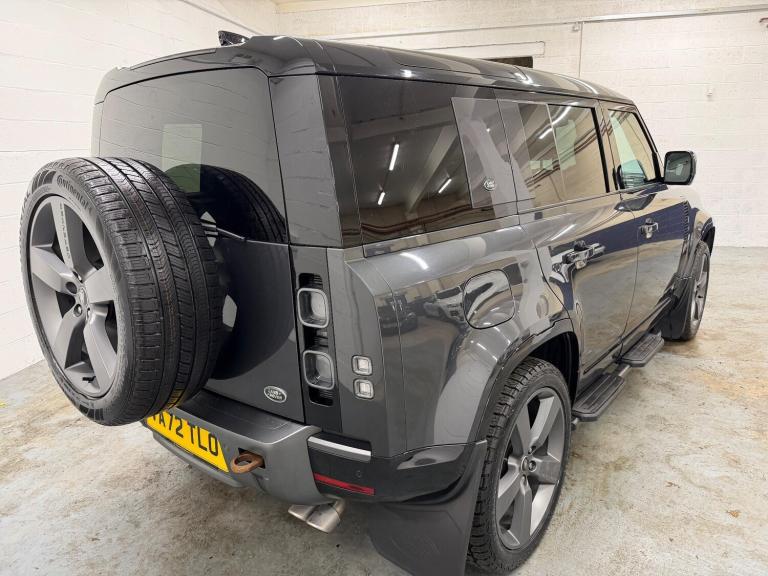 2022 Land Rover Defender 110 5.0 P525 V8 Auto 4WD Euro 6 (s/s) 5dr ESTATE Petrol Automatic
