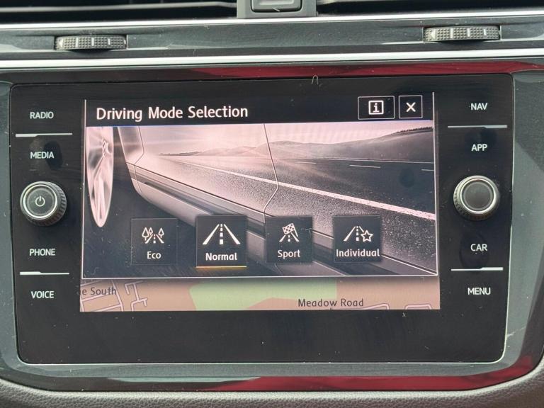 2019 Volkswagen Tiguan 1.5 TSI EVO R-Line DSG Euro 6 (s/s) 5dr ESTATE Petrol Automatic