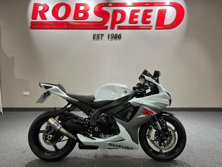 Suzuki GSXR 600, 2015