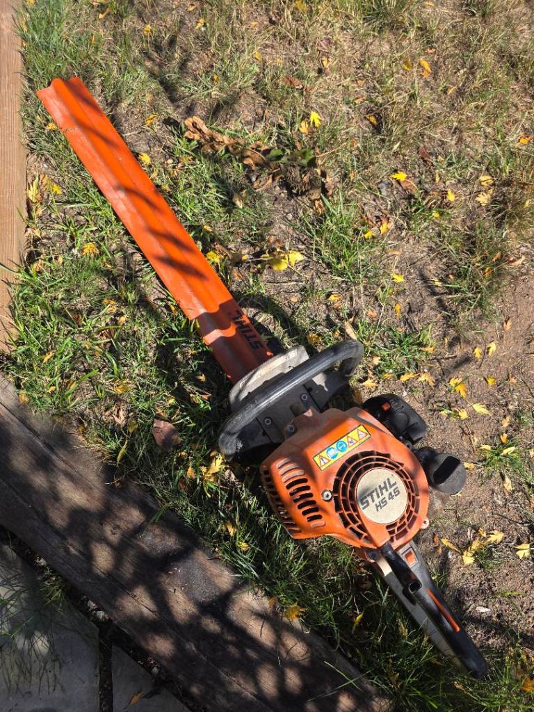 Stihl HS 45 Petrol Hedge Trimmer – Good Working Order