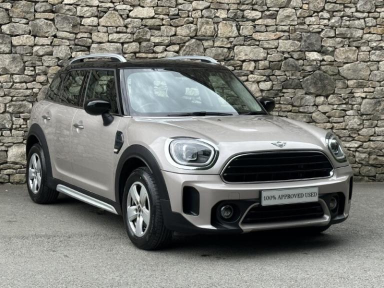MINI COUNTRYMAN 1.5 Cooper Classic 5dr