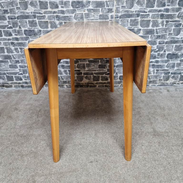 Vintage Drop Leaf Dining Table – Mid Century Style