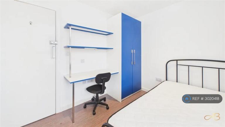 4 bedroom house in Myrtle St, Middlesbrough, TS1 (4 bed) (#3020418)