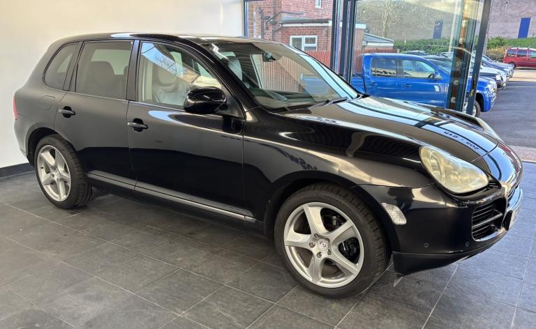 PORSCHE CAYENNE 3.2 V6 2005