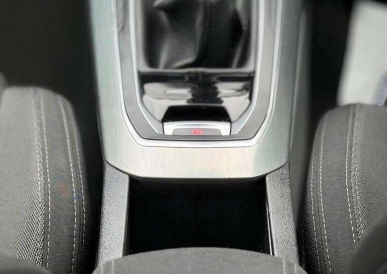 2016 Peugeot 308 1.2 PureTech 130 Allure 5dr HATCHBACK PETROL Manual