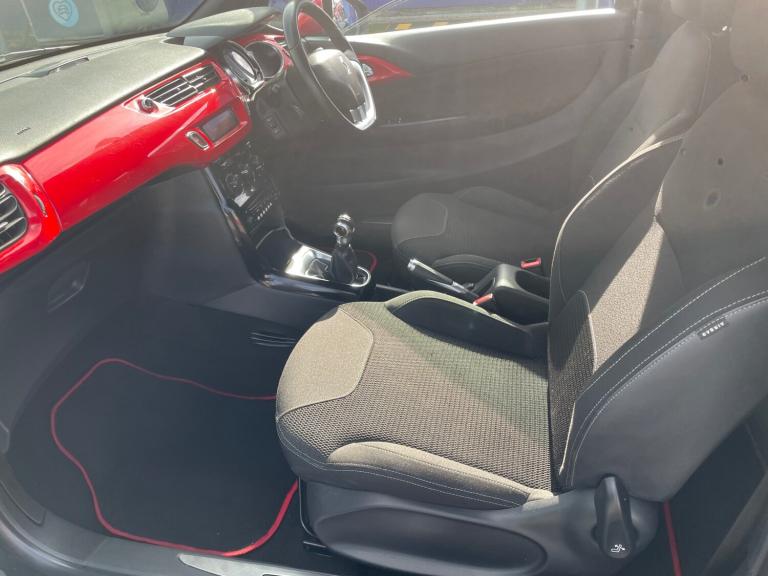 2013 Citroen DS3 1.6 e-HDi Airdream DStyle Red 3dr HATCHBACK Diesel Manual