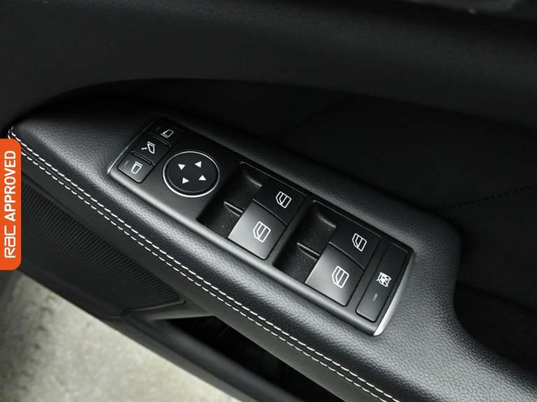 2017 Mercedes-Benz CLS 2.1 CLS220d AMG Line (Premium) Coupe 4dr Diesel G-Tronic+ Euro 6 (s/s) (17...