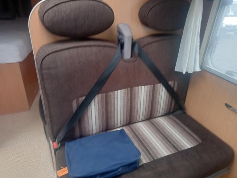 A CLASS PILOTE MOOVEO 6 BERTH 08 PLATE 