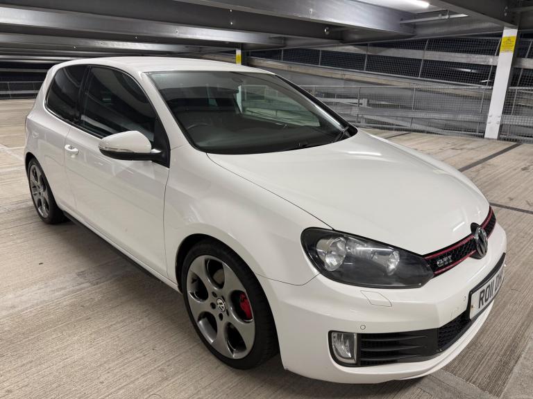 2011 Volkswagen Golf 2.0 TSI GTI Hatchback 3dr Petrol DSG Euro 5 (210 ps)