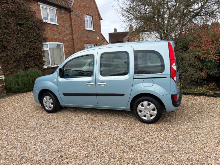2011 Renault Kangoo 1.6 Expression 5dr [AC] MPV Petrol Manual