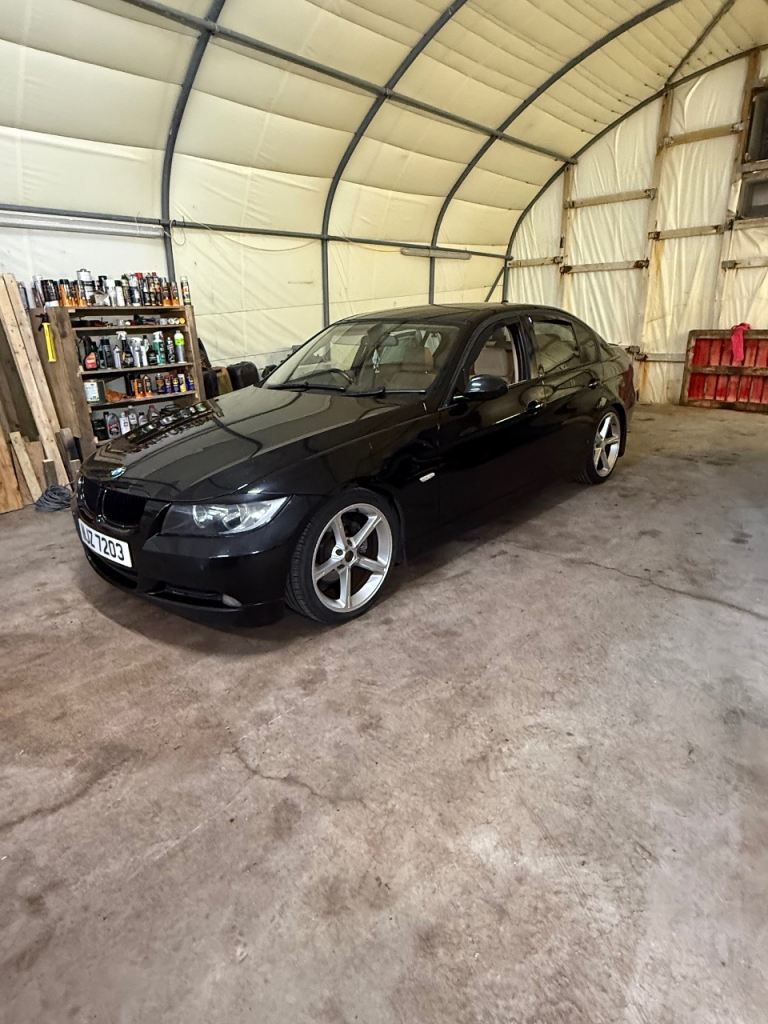 Bmw e90 for breaking only 
