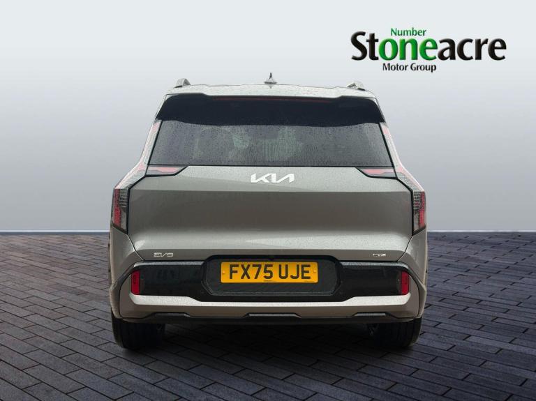 2025 Kia EV9 282kW GT-Line S 99.8kWh AWD 5dr [6St] Auto ESTATE ELECTRIC Automatic