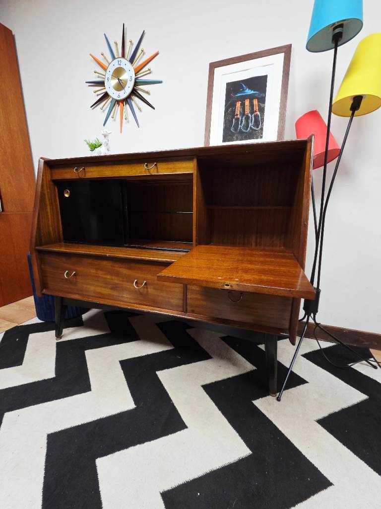 ⭐️ Mid-Century G-Plan Sideboard / Drinks Cabinet – 1950s Icon ⭐️
