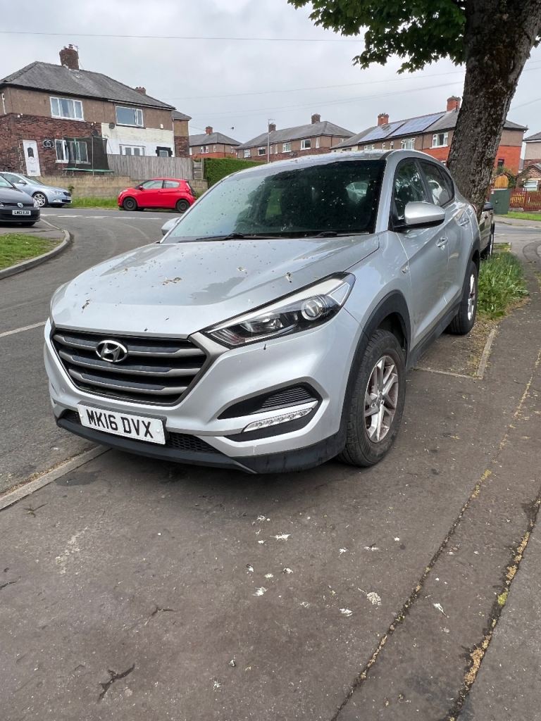 Hyundai Tucson (Breaking)