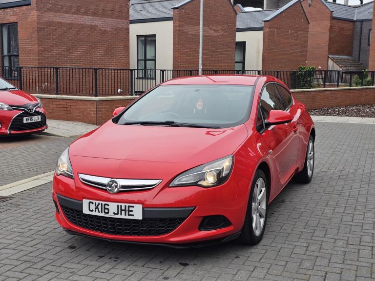 Vauxhall, GTC, Hatchback, 2016, Manual, 1364 (cc), 3 doors