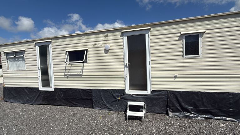 Static and caravan on private land for rent 