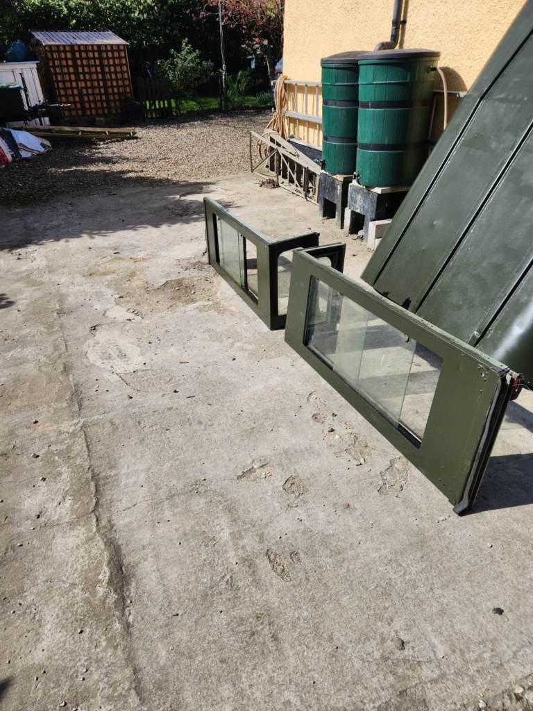 series land rover SWB hard top and station waggon side