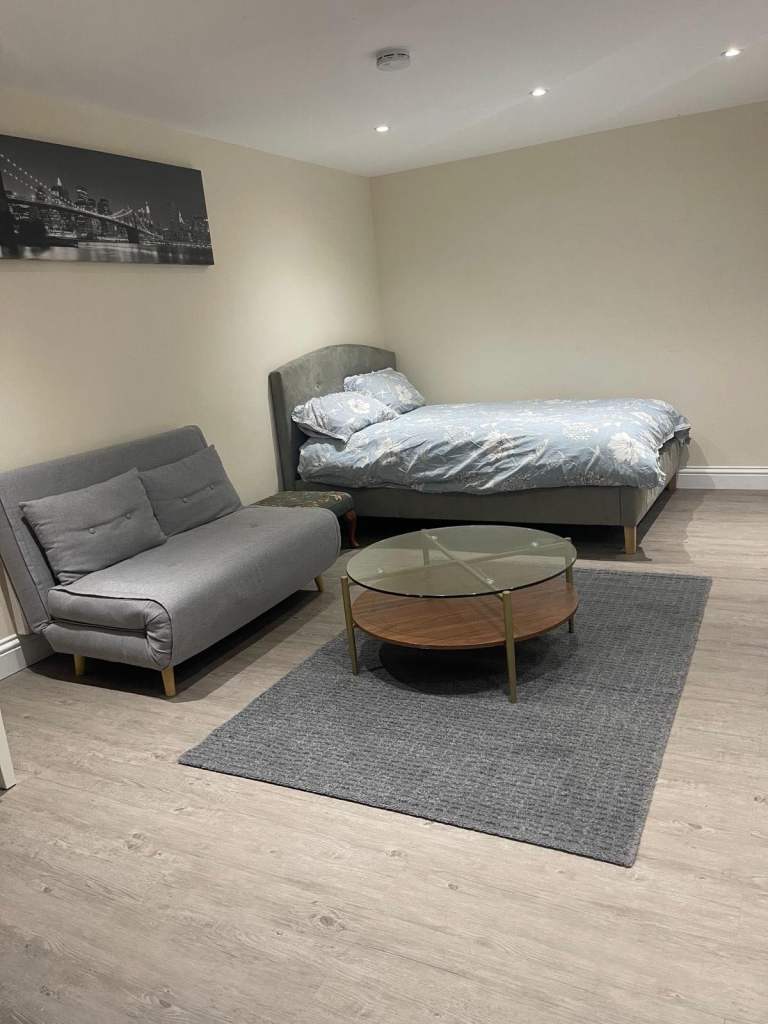 One bedroom apartment