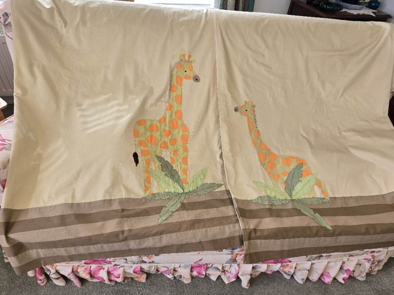 Duver,curtains and light for childrens room.