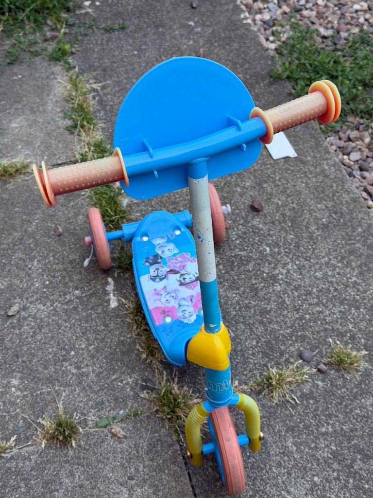 Kids 3-Wheel Scooter - Blue, Good Condition