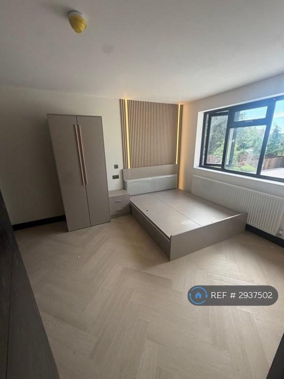 1 bedroom in Treve Avenue, Harrow, HA1 (#2937502)