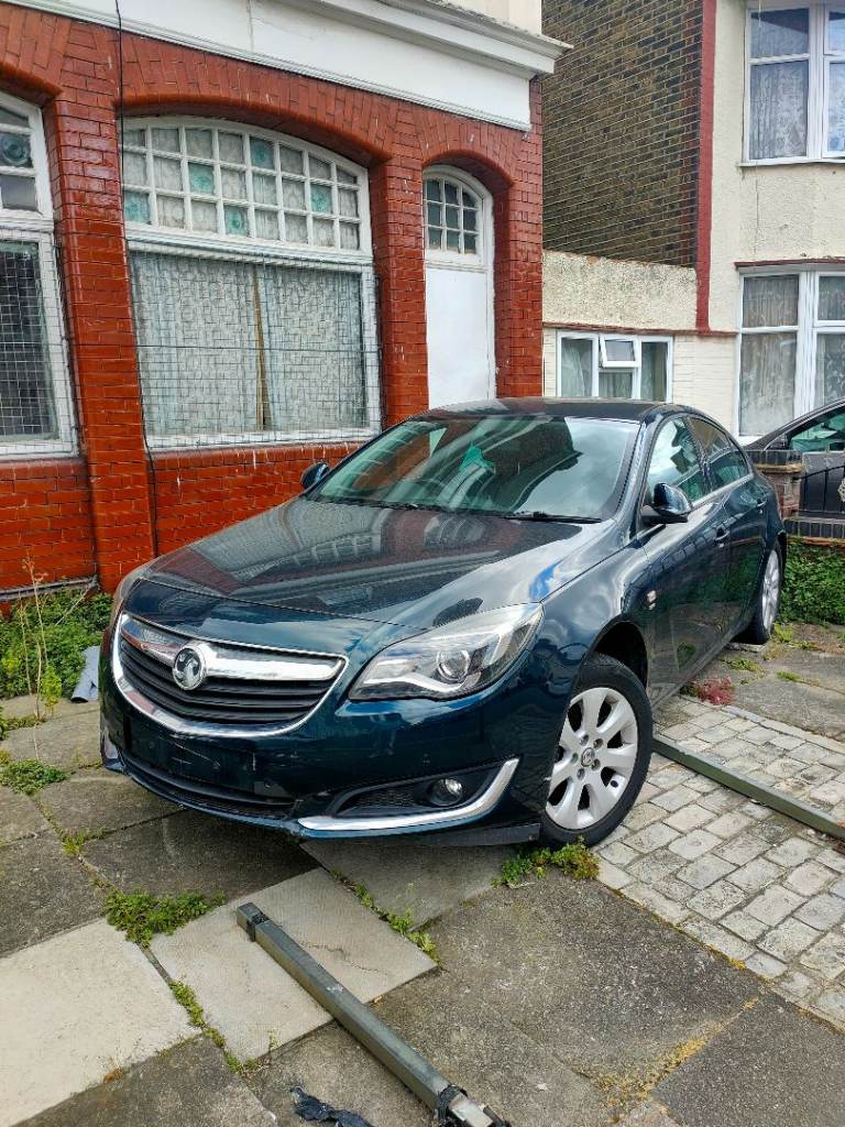 Vauxhall, INSIGNIA, Hatchback, 2016, automatic, 1598 (cc), 5 doors