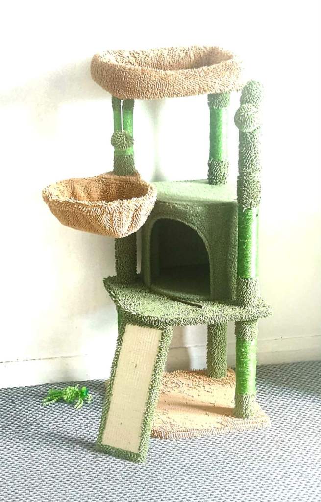 Cactus cat tree