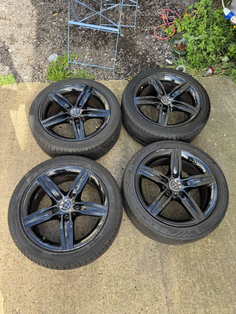 Set of 4 bmw 1 series alloys 5x120 