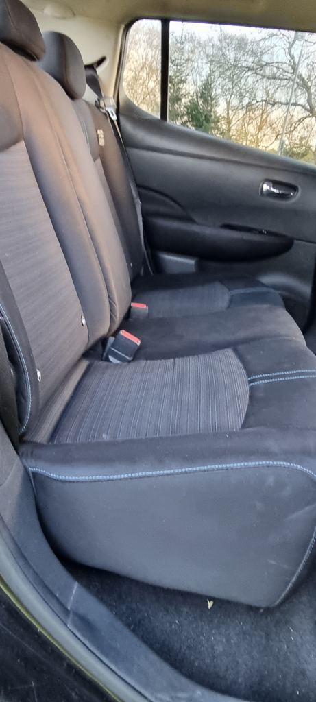 Automatic Luxury Nissan Leaf fully Electric car Cruise Navigation Reverse Camera Auto pilot LEZ