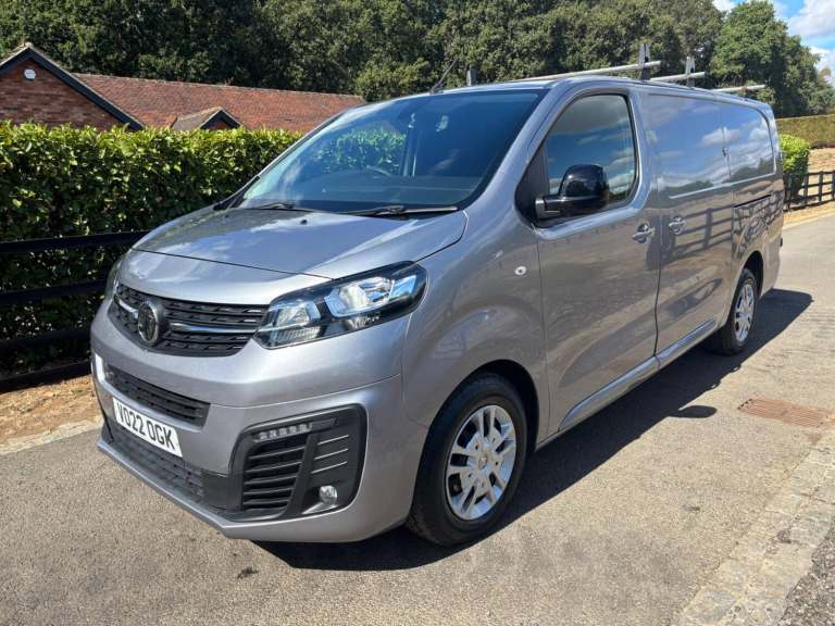 2022 Vauxhall Vivaro 3100 2.0d 145PS Sportive H1 Van PANEL VAN DIESEL Manual