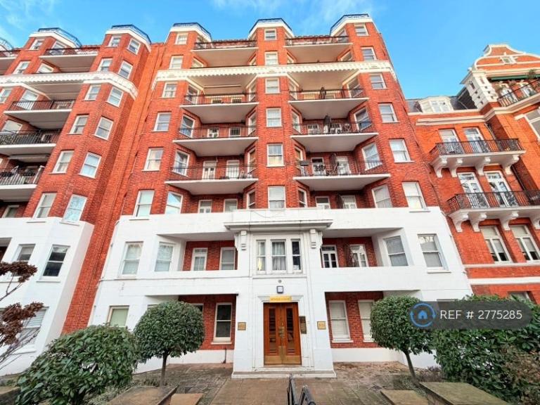 1 bedroom flat in Neville Court, London, NW8 (1 bed) (#2775285)