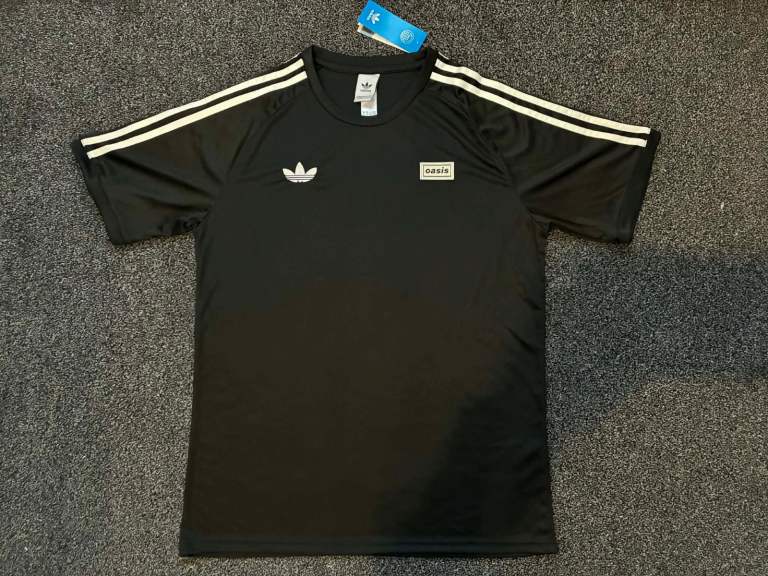 Oasis Adidas Shirt (SIZE LARGE MEN’S)