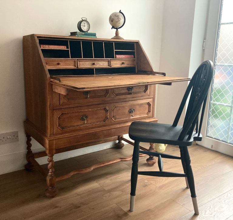Stunning Antique Oak Large Bureau Desk