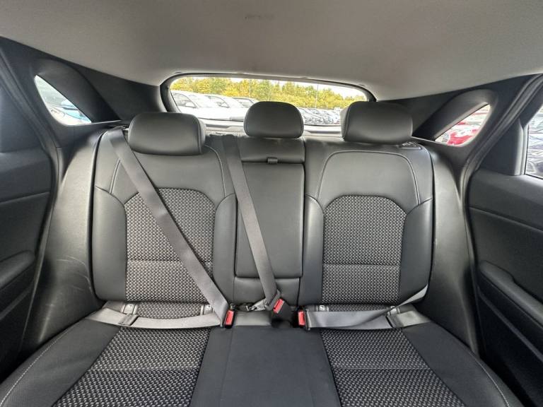 2019 Kia Ceed 1.0 T-GDi 3 Hatchback 5dr Petrol Manual Euro 6 (s/s) (118 bhp) Hatchback Petrol Manual