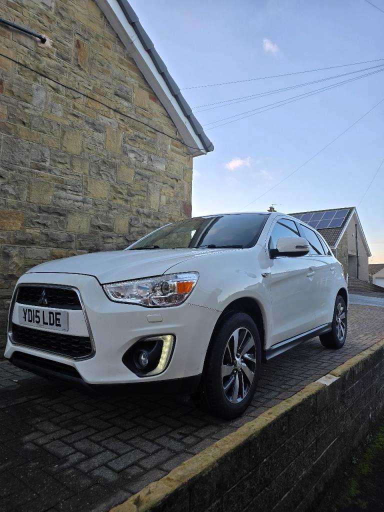 Mitsubishi, ASX, Hatchback, 2015, Manual, 1590 (cc), 5 doors