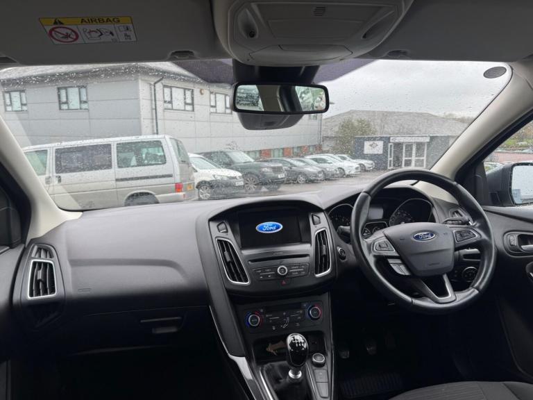 2017 Ford Focus 1.0 EcoBoost 125 Titanium 5dr HATCHBACK PETROL Manual
