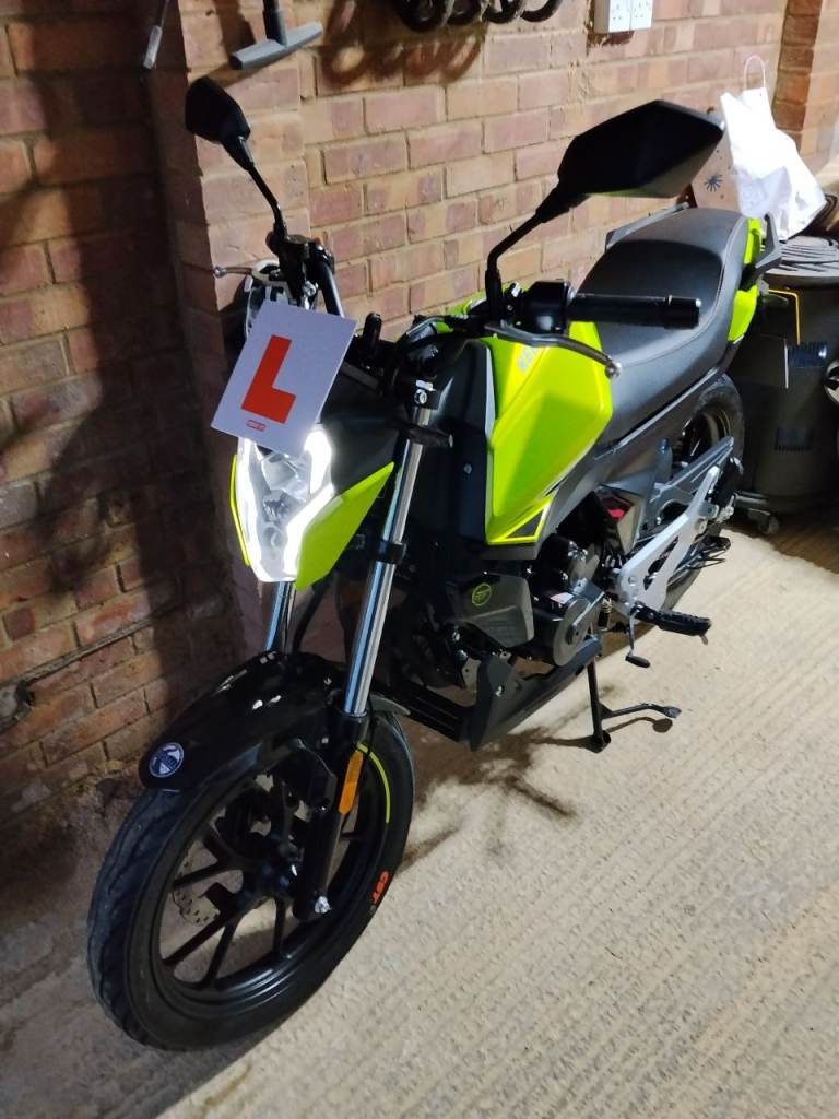 Keeway rks 125 cc ****brand new / 3 miles on the clock****
