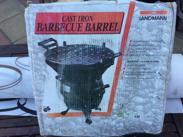 Cast iron barbecue 