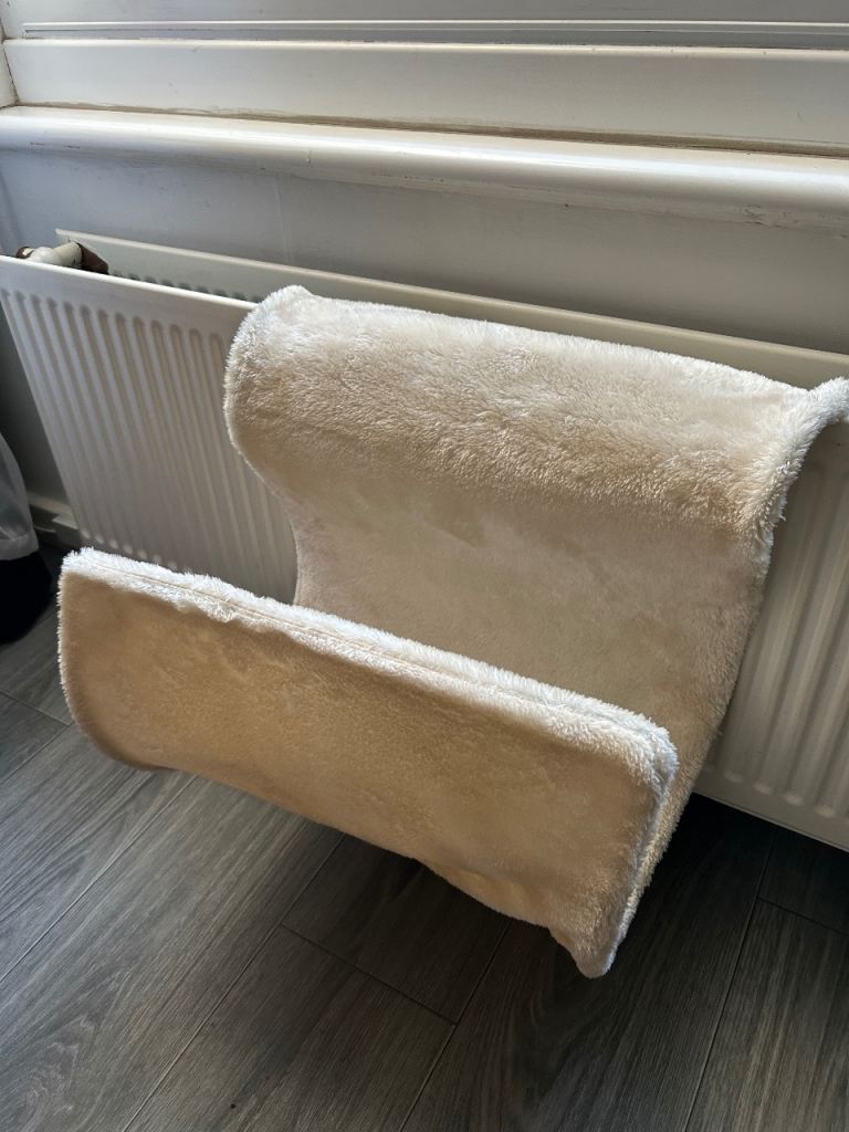 Cat bed