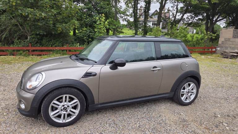 Mini Cooper, Hatch, 2012, Manual, 1598 (cc), 3 doors