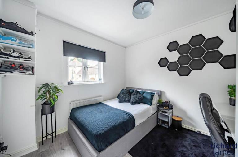 Cozy Single room in Canning town - Low deposit 🏛️🏛️