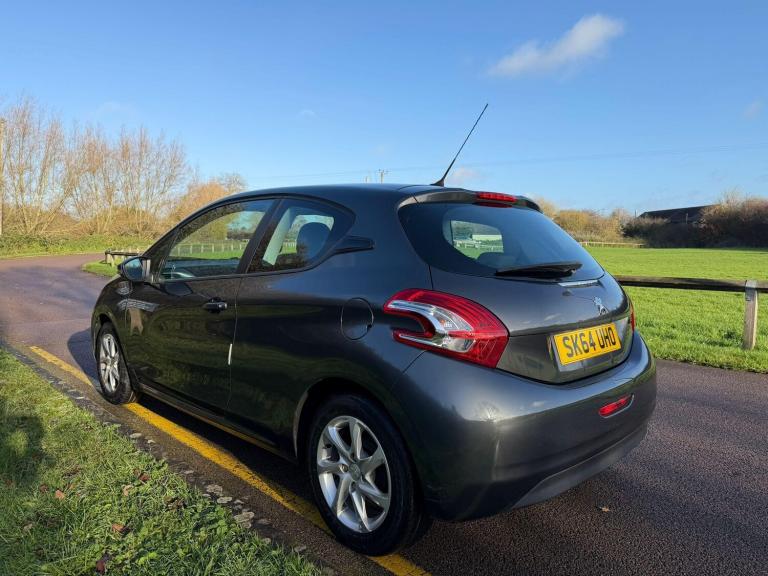 2014 Peugeot 208 1.2 VTi PureTech Active Euro 5 3dr HATCHBACK Petrol Manual