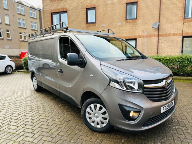 image for Vauxhall Vivaro PANEL VAN 2019 1 OWNER LOW MILEAGE FULL HISTORY FROM NEW.