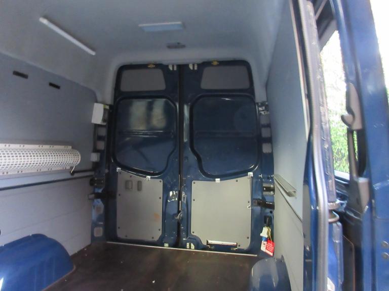 2014 Mercedes-Benz Sprinter 316 2.1CDi 3.5T L2H2 MWB MED ROOF [Email address removed. Click Email...