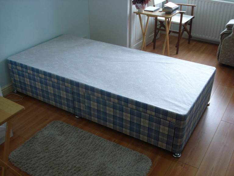 Single Divan Bed - no mattress. FREE to collect