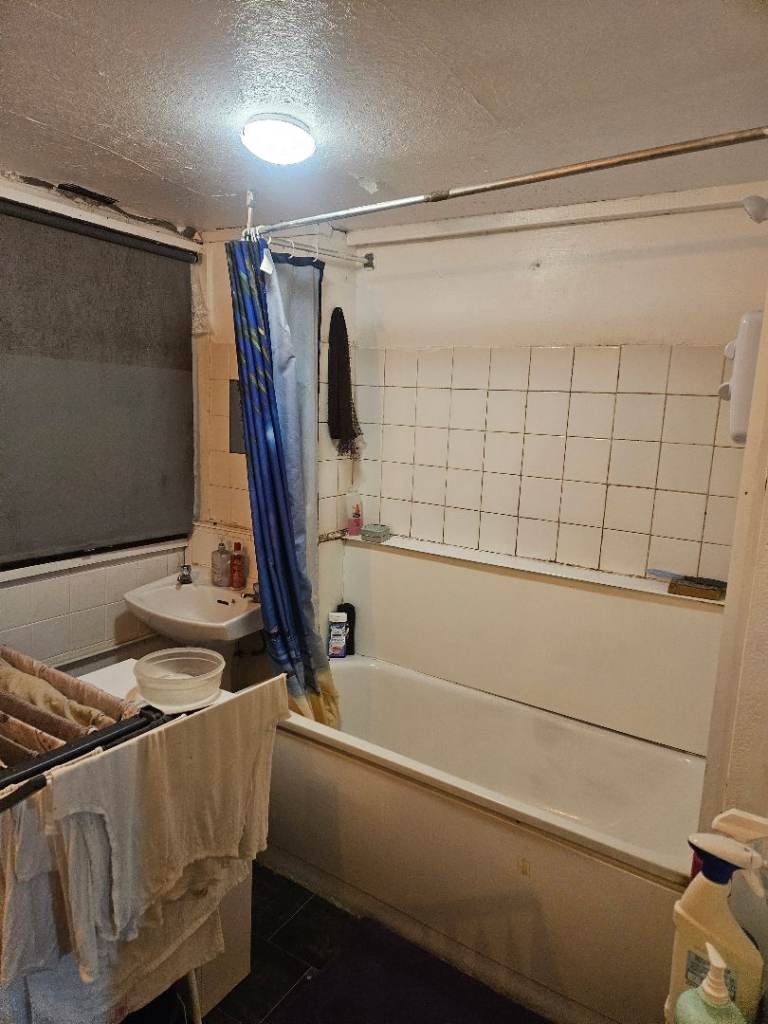 CHEAPEST DOUBLE BEDROOM IN SOUTHEAST.