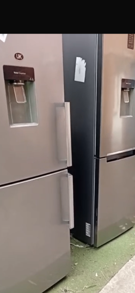Samsung frost free drink dispenser fridge freezer