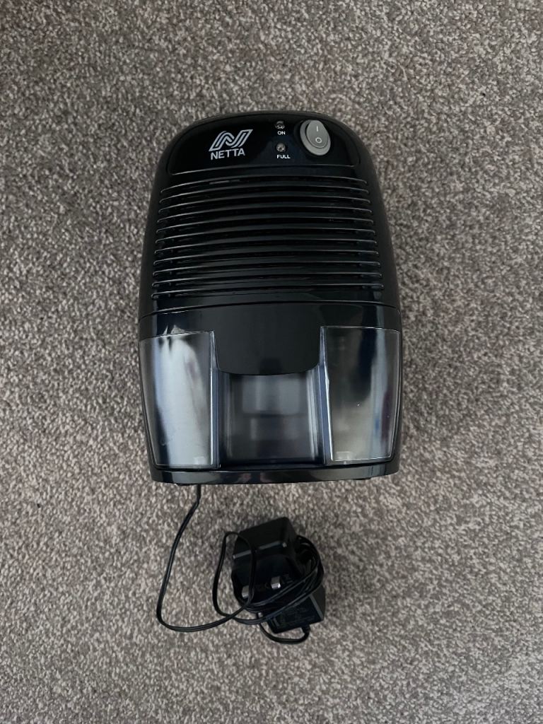 NETTA Mini Dehumidifier – Black, As Good As New